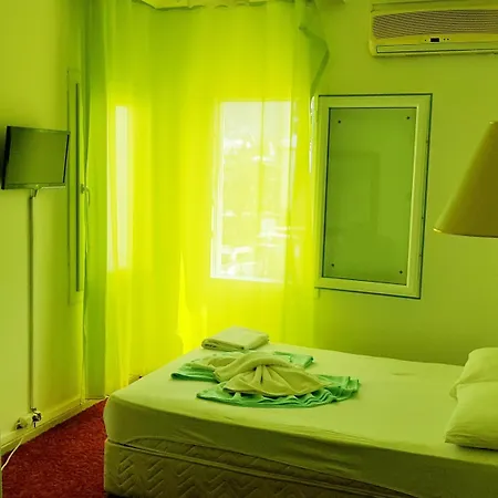 Merkez Kumsal Bed & Breakfast 3*