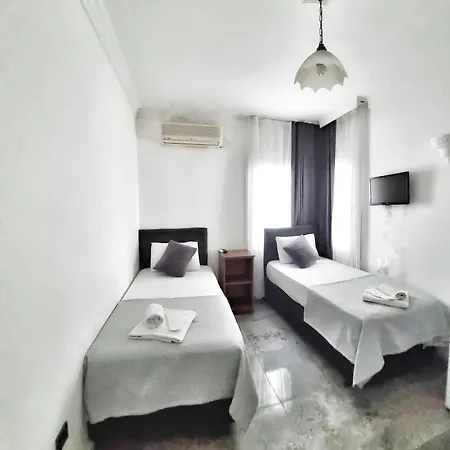 Merkez Kumsal Bed & Breakfast 3*