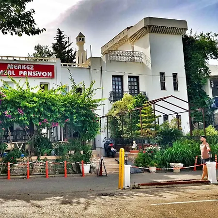 Oda ve Kahvaltı Merkez Kumsal Bodrum