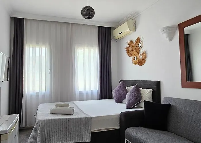 Merkez Kumsal Oda ve Kahvaltı