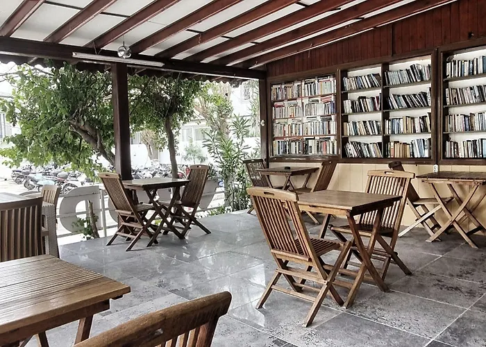 Merkez Kumsal Couette-café Bodrum